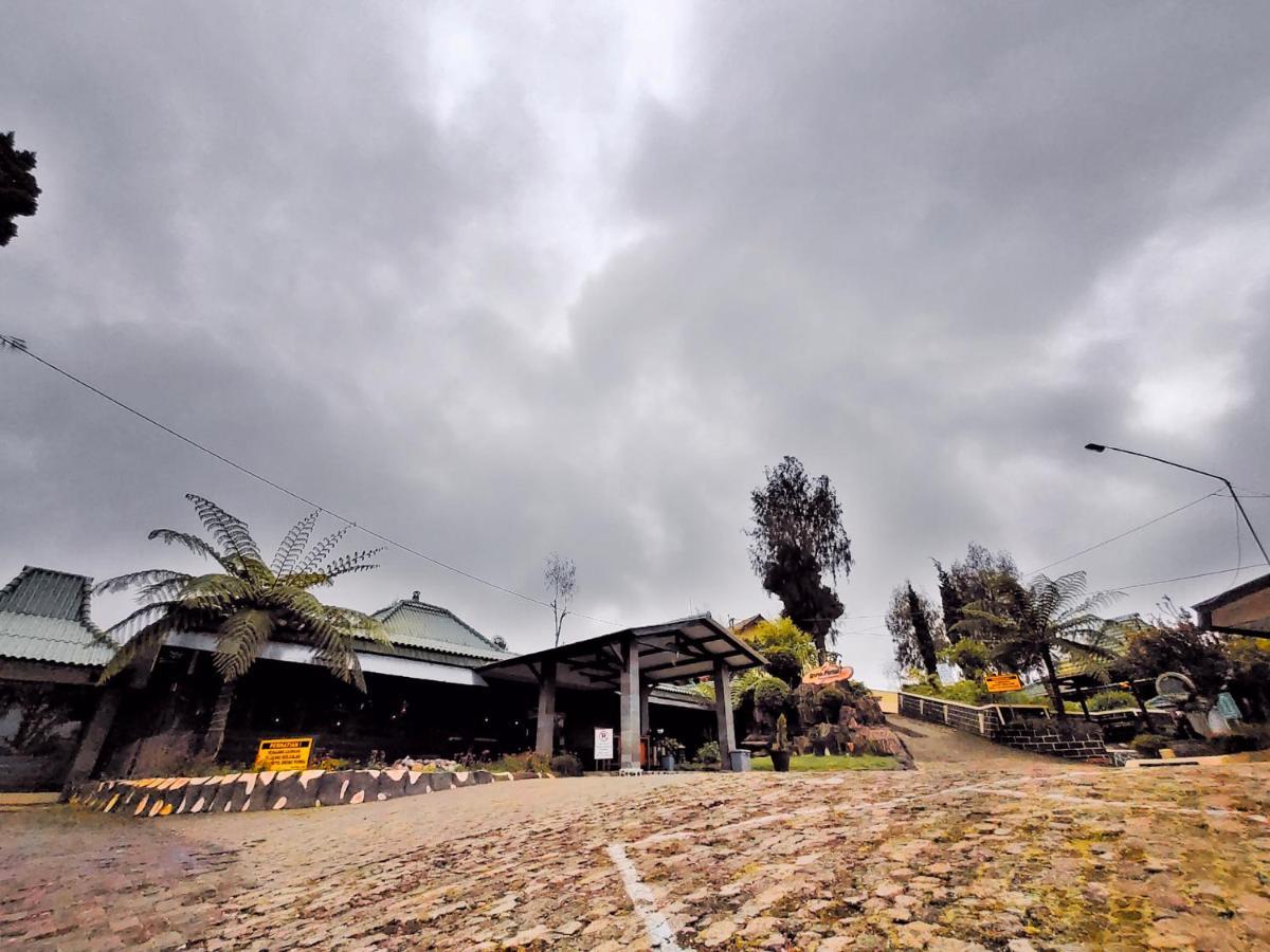 Bromo Permai 1 Hotel Екстериор снимка