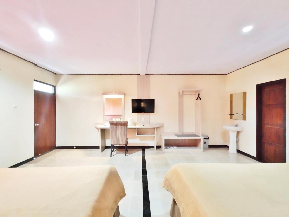 Bromo Permai 1 Hotel Екстериор снимка