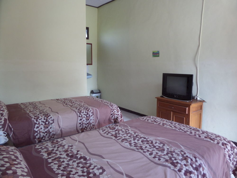 Bromo Permai 1 Hotel Екстериор снимка