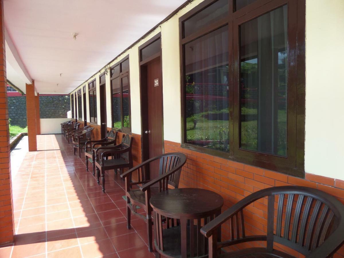 Bromo Permai 1 Hotel Екстериор снимка